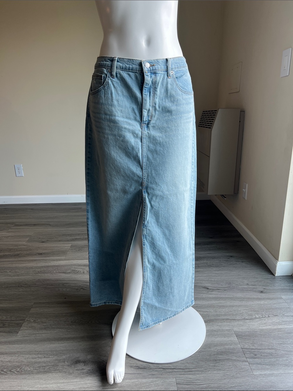 NWOT Women's Ultra-High Rise Denim Maxi Skirt - Universal Thread Light Wash.